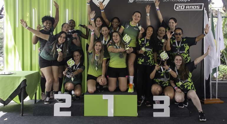 Atletas do Sicoob Credipatos conquistam o ouro na grande final do Coopsportes em Belo Horizonte