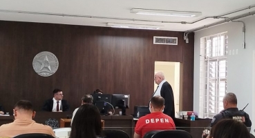 Homem que matou ex-esposa na frente do filho em Presidente Olegário é condenado a 27 anos de prisão Homem que matou ex-esposa na frente do filho em Presidente Olegário é condenado a 27 anos de prisão