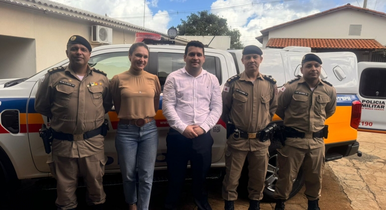 90ª Companhia de Polícia Militar de Carmo do Paranaíba recebe viatura Ford Ranger