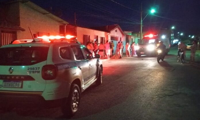 Carmo do Paranaíba – Acidente de trânsito deixa três feridos no bairro Paranaíba