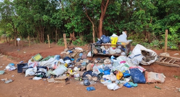 Moradores da zona rural de Lagoa Formosa reclamam que os lixos não estão sendo recolhidos nos pontos de depósitos 