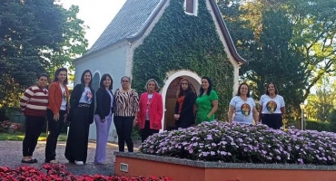 Movimento Mãe Rainha, Três Vezes Admirável de Schoenstatt de lagoa formosa participa de retiro no Santuário em Atibaia