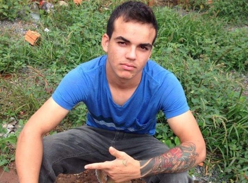 Jovem que sofreu acidente de motocicleta no bairro Nossa Senhora das Graças morre no hospital Jovem que sofreu acidente de motocicleta no bairro Nossa Senhora das Graças morre no hospital