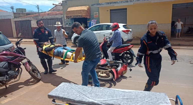 Polícia Militar de Patos de Minas registra mais um acidente no cruzamento da Rua Ouro Preto com Perfeito Camundinho Polícia Militar de Patos de Minas registra mais um acidente no cruzamento da Rua Ouro Preto com Perfeito Camundinho