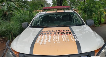 Lagoa Formosa - Motorista com tornozeleira eletrônica é preso na BR-354 com 105 papelotes de cocaína 