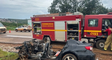 Quatro pessoas morrem e criança fica ferida em acidente na BR-040; em Paracatu 