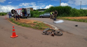 Acidente no trevo da Escola Agrícola na MGC-354 em Patos de Minas mata ciclista Acidente no trevo da Escola Agrícola na MGC-354 em Patos de Minas mata ciclista