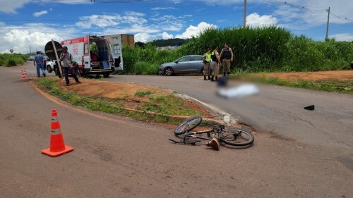 Acidente no trevo da Escola Agrícola na MGC-354 em Patos de Minas mata ciclista Acidente no trevo da Escola Agrícola na MGC-354 em Patos de Minas mata ciclista