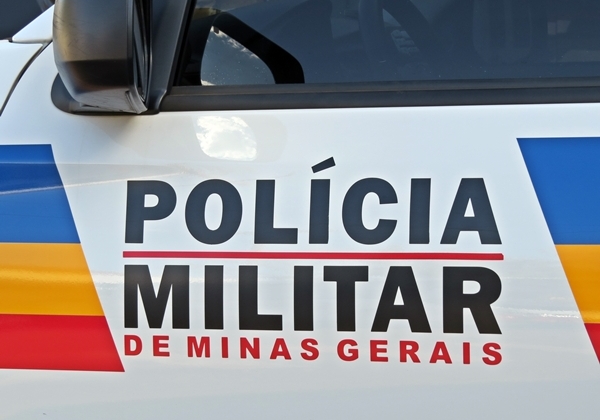 São Gotardo - Homem realiza disparos de arma de fogo em “comemoração” durante festa e atinge jovem de 17 anos São Gotardo - Homem realiza disparos de arma de fogo em “comemoração” durante festa e atinge jovem de 17 anos
