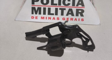 Carmo do Paranaíba - Ação rápida da Polícia Militar impede tragédia com autor de ameaças sendo preso após disparos Carmo do Paranaíba - Ação rápida da Polícia Militar impede tragédia com autor de ameaças sendo preso após disparos