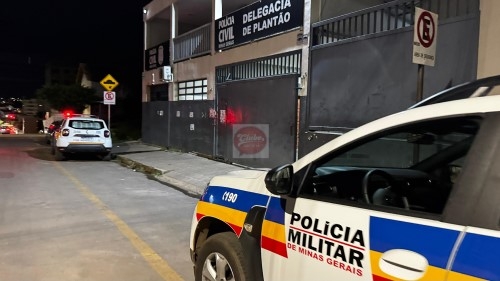 Patos de Minas - Homem é assaltado e ferido no bairro Nossa Senhora das Graças; trio suspeito é preso Patos de Minas - Homem é assaltado e ferido no bairro Nossa Senhora das Graças; trio suspeito é preso