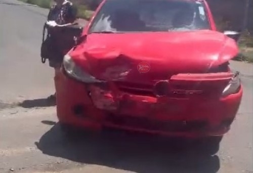 Motorista avança parada obrigatória, provoca acidente que deixa dois feridos no bairro Alto Caiçaras, em Patos de Minas Motorista avança parada obrigatória, provoca acidente que deixa dois feridos no bairro Alto Caiçaras, em Patos de Minas