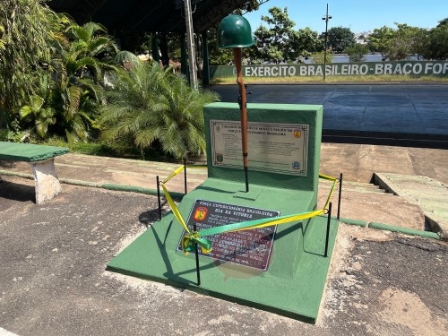 Monumento em memória aos combatentes patenses da Segunda Guerra Mundial é inaugurado em Patos de Minas