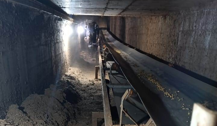 Coromandel - Auxiliar de produção cai de uma altura de 22 metros em elevador de grãos e fica gravemente ferido Coromandel - Auxiliar de produção cai de uma altura de 22 metros em elevador de grãos e fica gravemente ferido