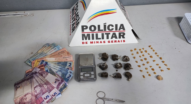 Jovem é preso por tráfico de drogas na cidade de Patos de Minas