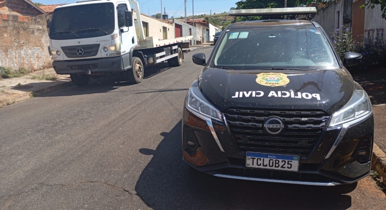 Polícias Civil e Militar deflagram operação “ICEBERG 2” em Patos de Minas e prende suspeitos do assassinato de Samuel Lucas Polícias Civil e Militar deflagram operação “ICEBERG 2” em Patos de Minas e prende suspeitos do assassinato de Samuel Lucas