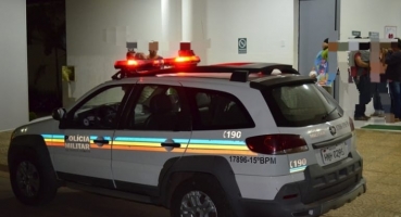 Garota de 17 anos esfaqueia homem em Lagoa Formosa por ciúmes da namorada com a vítima Garota de 17 anos esfaqueia homem em Lagoa Formosa por ciúmes da namorada com a vítima