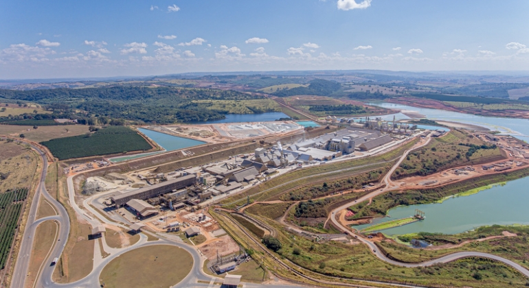 EuroChem reforça compromisso com a comunidade em inauguração de Centro de Convenções em Serra do Salitre EuroChem reforça compromisso com a comunidade em inauguração de Centro de Convenções em Serra do Salitre