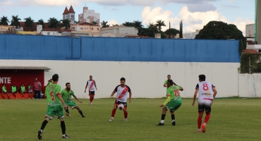 Santa Cruz perde muitos gols, mas consegue vitória em Patrocínio pelas Oitavas de Final da Copa Amapar Oficial 
