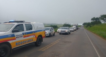ATENÇÃO: Operação PARE E SIGA em trechos em obras da rodovia MGC-354 entre Presidente e Patos de Minas ATENÇÃO: Operação PARE E SIGA em trechos em obras da rodovia MGC-354 entre Presidente e Patos de Minas