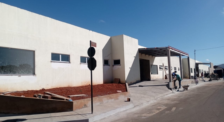 Prefeitura de Lagoa Formosa dá mais um passo decisivo na construção do novo Hospital Municipal Prefeitura de Lagoa Formosa dá mais um passo decisivo na construção do novo Hospital Municipal