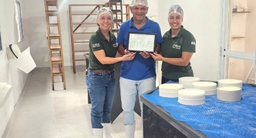 Registrada a primeira agroindústria de Queijo Minas Artesanal de Perdizes Registrada a primeira agroindústria de Queijo Minas Artesanal de Perdizes