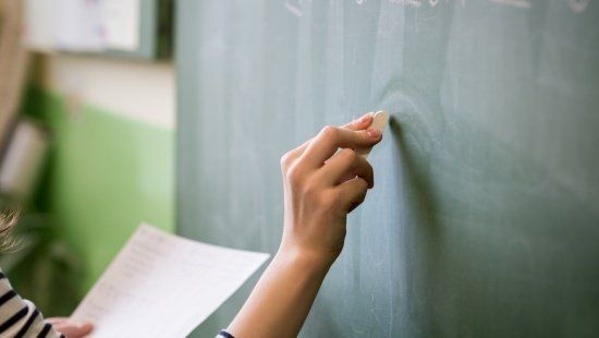 Reajuste salarial dos professores irá ao plenário da ALMG nesta quarta-feira (7) Reajuste salarial dos professores irá ao plenário da ALMG nesta quarta-feira (7)