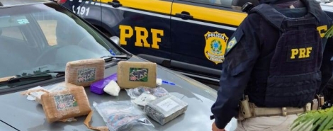 Patos de Minas - Droga de alto valor é encontrada em carro após perseguição na BR-365