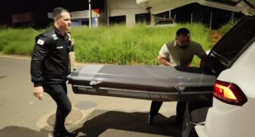 Homicídio - Jovem é executado com vários tiros no bairro Jardim Quebec em Patos de Minas Homicídio - Jovem é executado com vários tiros no bairro Jardim Quebec em Patos de Minas