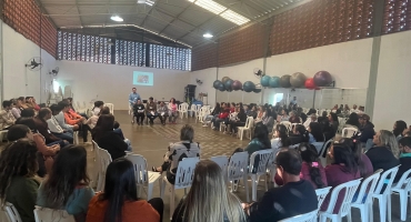 Lagoa Formosa - Profissionais da área de saúde participam de palestra sobre Empatia e Humanização no Atendimento Lagoa Formosa - Profissionais da área de saúde participam de palestra sobre Empatia e Humanização no Atendimento