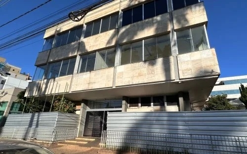 Prefeitura abre licitação para reforma do Palácio dos Cristais, futura sede da Câmara Municipal de Patos de Minas Prefeitura abre licitação para reforma do Palácio dos Cristais, futura sede da Câmara Municipal de Patos de Minas