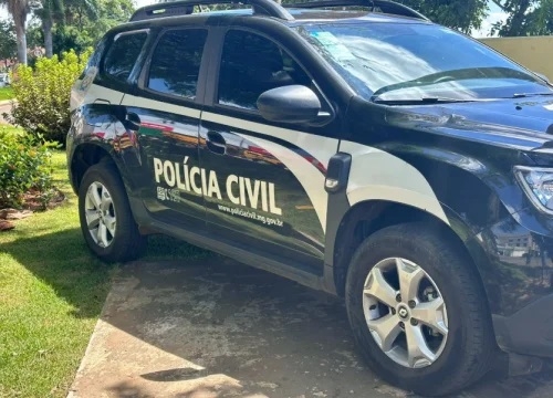 Polícia Civil prende suspeito de extorquir e divulgar imagens íntimas da ex em Patrocínio Polícia Civil prende suspeito de extorquir e divulgar imagens íntimas da ex em Patrocínio