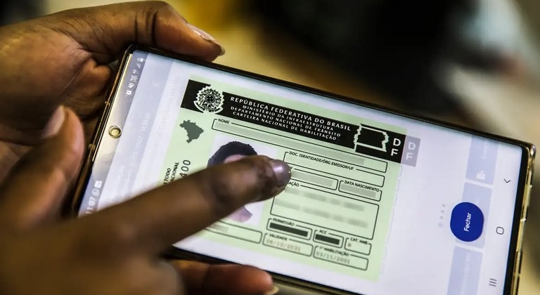 Mudança na CNH determina exame toxicológico para primeira habilitação Mudança na CNH determina exame toxicológico para primeira habilitação