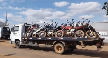 Monte Carmelo - Polícia Militar desarticula quadrilha de furto e revenda de motocicletas Monte Carmelo - Polícia Militar desarticula quadrilha de furto e revenda de motocicletas