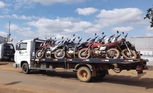 Monte Carmelo - Polícia Militar desarticula quadrilha de furto e revenda de motocicletas Monte Carmelo - Polícia Militar desarticula quadrilha de furto e revenda de motocicletas