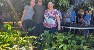 UNIPAM celebra o Dia Mundial do Meio Ambiente com a distribuição de mudas UNIPAM celebra o Dia Mundial do Meio Ambiente com a distribuição de mudas