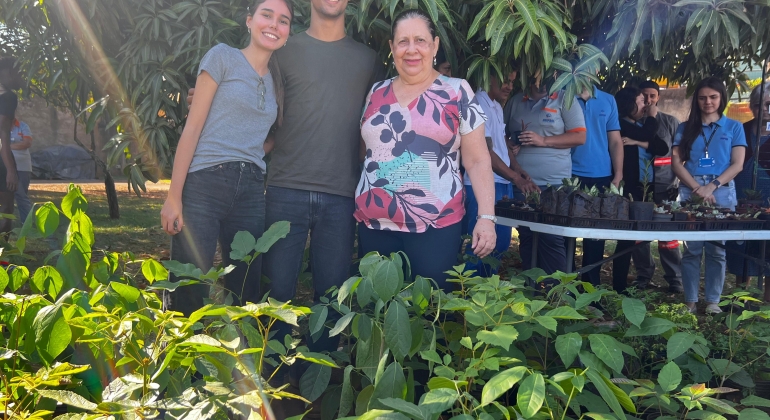 UNIPAM celebra o Dia Mundial do Meio Ambiente com a distribuição de mudas UNIPAM celebra o Dia Mundial do Meio Ambiente com a distribuição de mudas