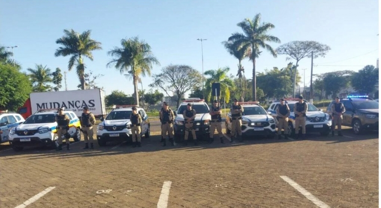 PM e fiscais iniciam força-tarefa contra furtos e desordem em Patos de Minas PM e fiscais iniciam força-tarefa contra furtos e desordem em Patos de Minas