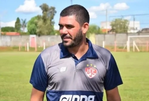 Bruno Barros é o novo treinador do Mamoré Bruno Barros é o novo treinador do Mamoré