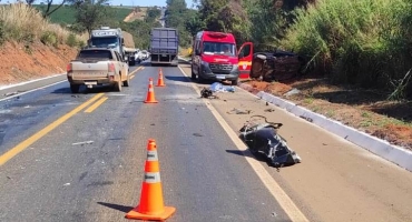 Motorista de 39 anos morre em grave acidente ocorrido na BR-365; entre Patos de Minas e Patrocínio Motorista de 39 anos morre em grave acidente ocorrido na BR-365; entre Patos de Minas e Patrocínio