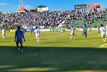 URT estreia na segunda fase do Módulo II com vitória fora de casa no clássico contra o Mamoré