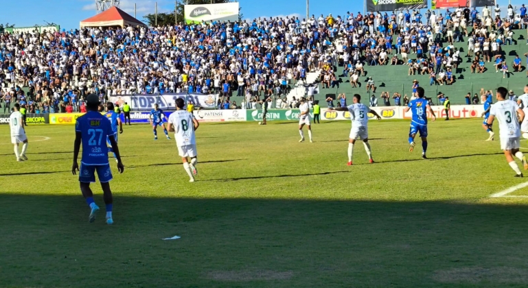 URT estreia na segunda fase do Módulo II com vitória fora de casa no clássico contra o Mamoré URT estreia na segunda fase do Módulo II com vitória fora de casa no clássico contra o Mamoré