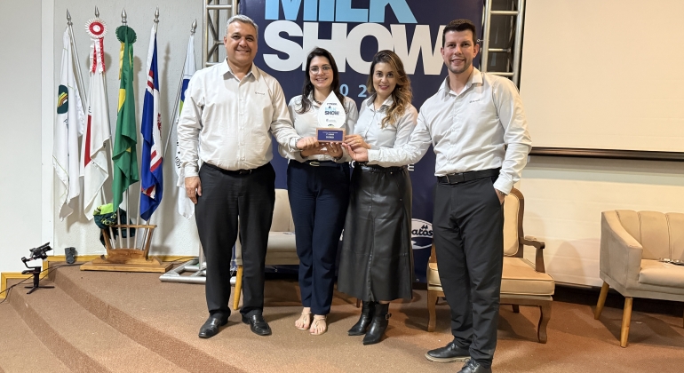 Sicredi recebe Prêmio MilkShow Agente Financeiro pelo segundo ano consecutivo Sicredi recebe Prêmio MilkShow Agente Financeiro pelo segundo ano consecutivo