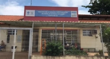 Após ameaçar estuprar e matar enfermeira do CAPS em Patos de Minas rapaz é encaminhado para a delegacia 