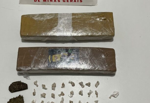 Serra do Salitre – Homem invade casa da ex, tem surto e acaba preso por tráfico de drogas Serra do Salitre – Homem invade casa da ex, tem surto e acaba preso por tráfico de drogas