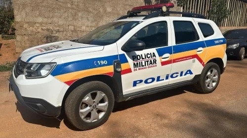 Patos de Minas - Mulher fica ferida ao ser atingida por tijolo após briga no bairro Sebastião Amorim Patos de Minas - Mulher fica ferida ao ser atingida por tijolo após briga no bairro Sebastião Amorim