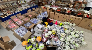 Prefeitura de Lagoa Formosa recebe mais de 260 mil reais em materiais esportivos para Escolinha de Futebol e Vôlei 