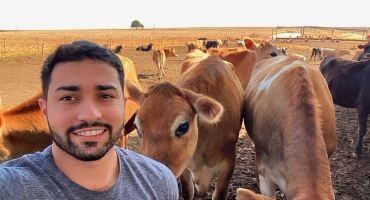 Com apoio da Emater-MG, jovem transforma herança familiar em queijaria certificada na região de Araxá