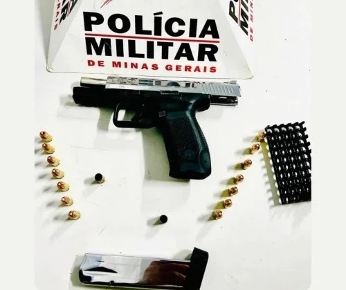 Patos de Minas - Arma de fogo e munições são apreendidas durante ação da PM em chácara na zona rural do município