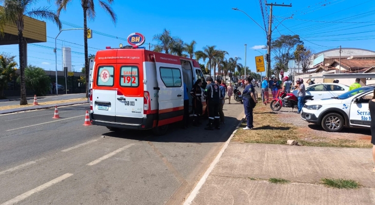 Homem de 45 anos morre após cair de motocicleta na Av. Marabá; em Patos de Minas Homem de 45 anos morre após cair de motocicleta na Av. Marabá; em Patos de Minas